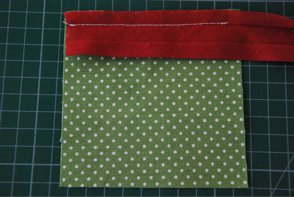 Našití šikmého proužku 17 (4)